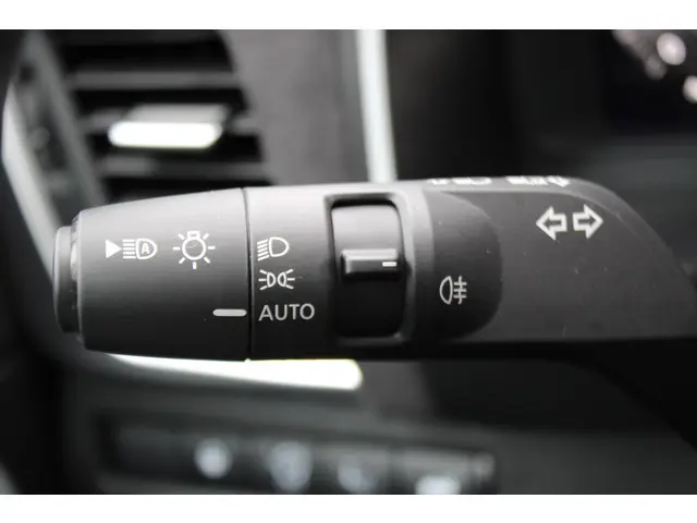 Nissan QASHQAI MHEV 158 Xtronic Tekna Plus 2025 Benzine 28