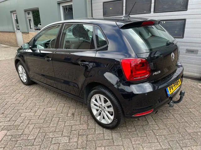 Volkswagen Polo 1.2 TSI Comfortline 2017 Benzine 3