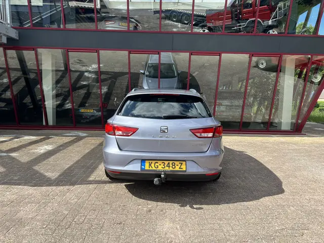 SEAT Leon ST 1.0 EcoTSI Style Connect 2016 Benzine 4