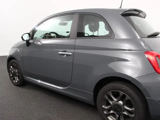 Fiat 500 1.0 Hybrid Connect 2022 Benzine 28
