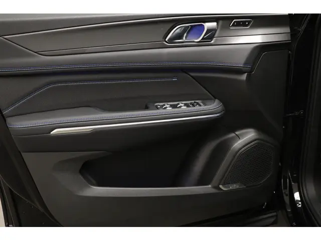 Lynk & Co 01 1.5 PHEV 2025 Hybride Benzine 27