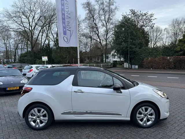 DS DS 3 1.2 PureTech 110PK So Chic 2017 Benzine 5