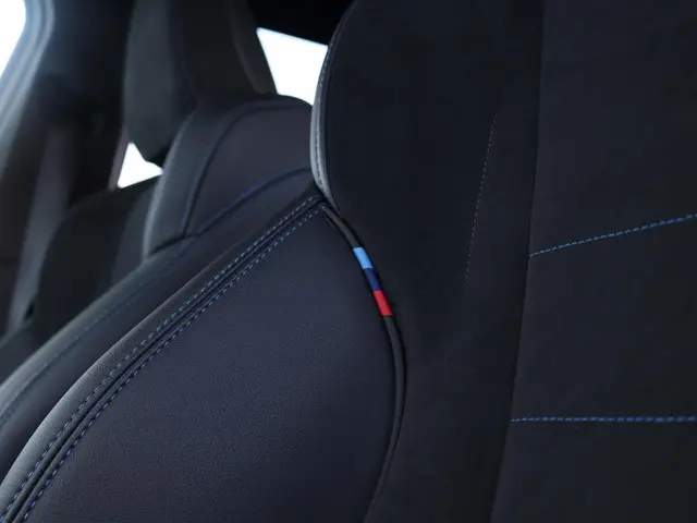 BMW X1 xDrive25e 2025 Hybride Benzine 42