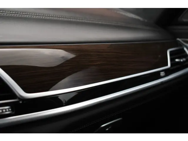 BMW 7 Serie M760Li xDrive 2019 Benzine 102