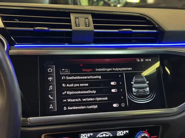 Audi Q3 35 TFSI|S-Line|PANO|BOMVOL! 2019 Benzine 15