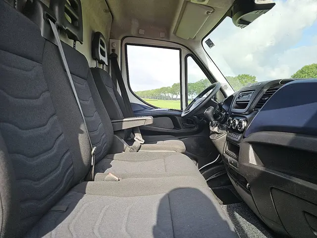 Iveco Daily 35S14 2019 Diesel 7