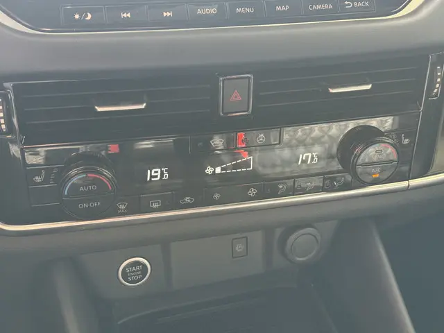 Nissan QASHQAI 1.3 MHEV Tekna Plus 2022 Hybride Benzine 51