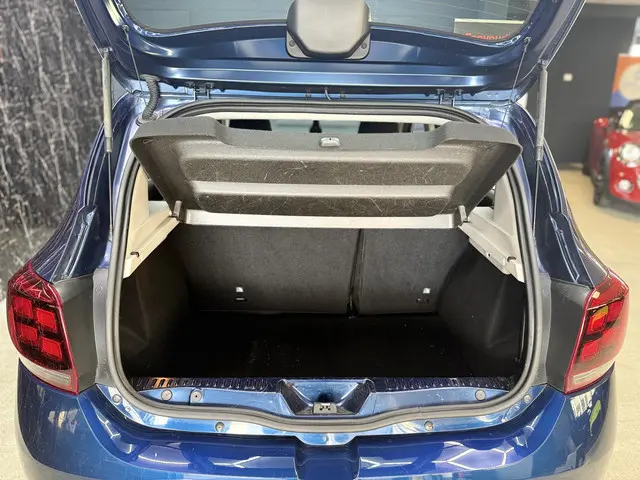 Dacia Sandero 0.9 TCe Laureate 2017 Benzine 7