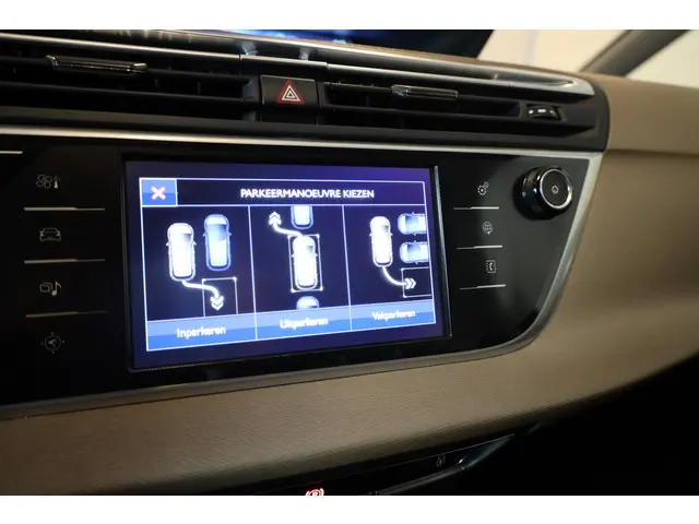 Citroën C4 Picasso PT 130 Exclusive 2016 Benzine 47