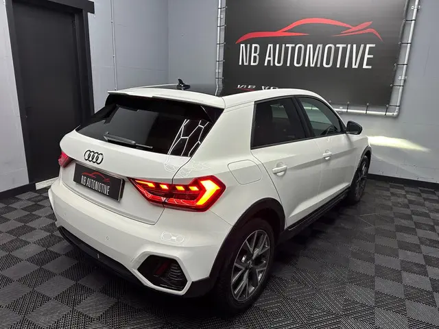 Audi A1 citycarver 30 TFSI Epic S-line Aut 2020 Benzine 4