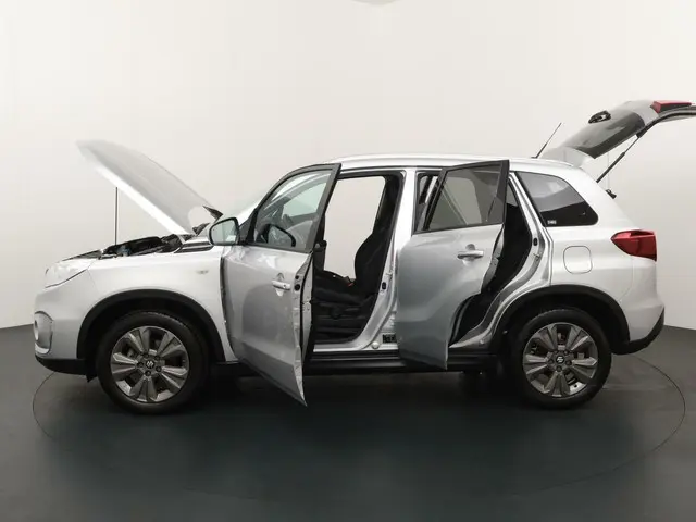Suzuki Vitara 1.0 Boosterjet Select 2019 Benzine 18