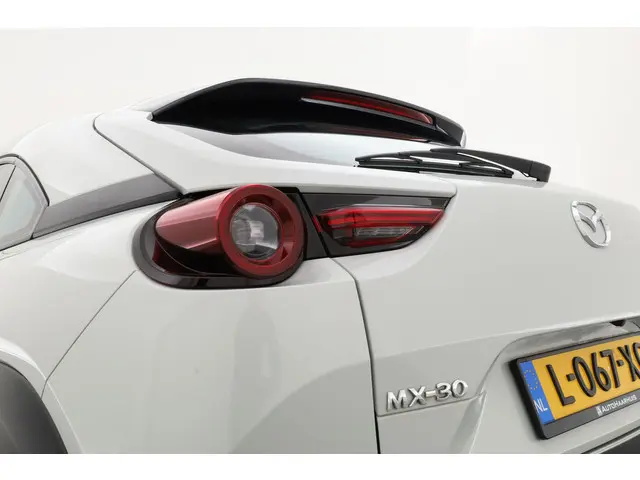 Mazda MX-30 e-SkyActiv 145 36 kWh 2021 Elektrisch 36