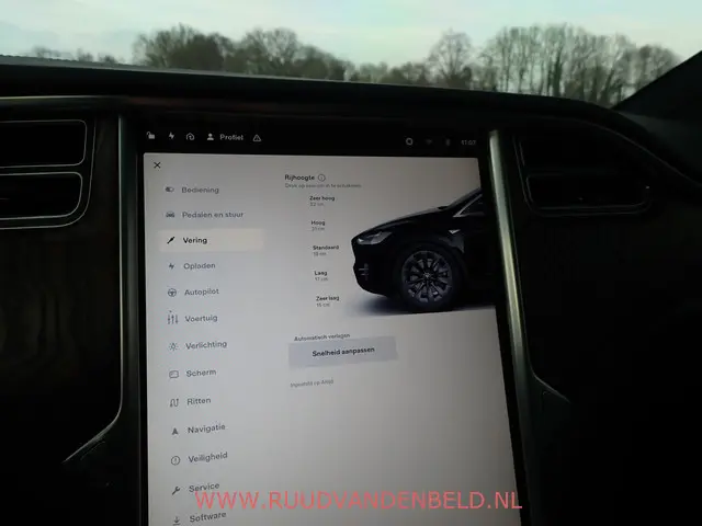 Tesla Model X 100D 7P 2017 Elektrisch 17