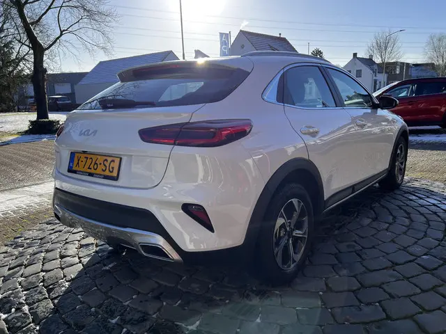 Kia XCeed 1.5 T-GDI DynamicLine 2022 Benzine 4