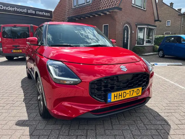 Suzuki Swift 1.2 Style Smart Hybrid GT 2025 Benzine 16