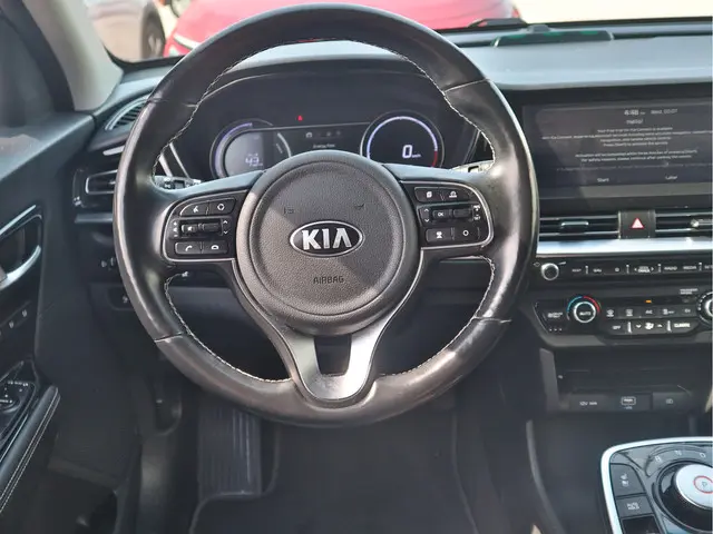 Kia e-Niro ExecutiveLine 64 kWh 2020 Elektrisch 16