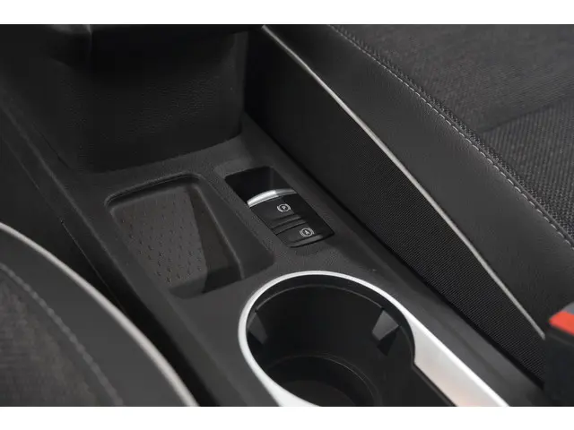 Renault Captur TCe 90 Techno 2024 Benzine 39