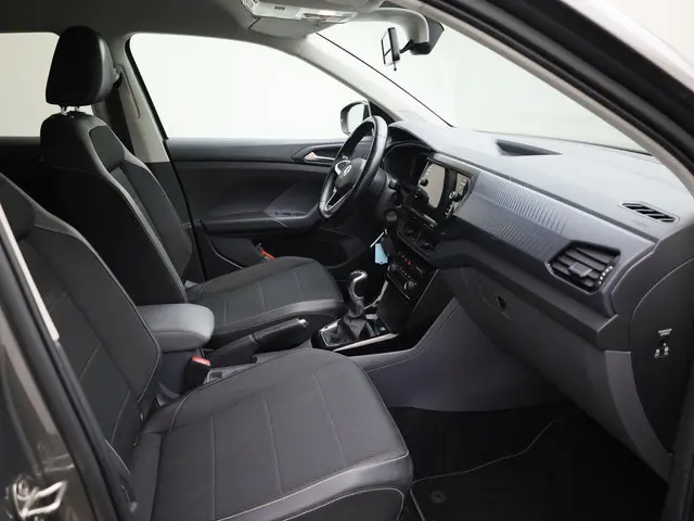 Volkswagen T-Cross 1.0TSI/95PK R Line 2019 Benzine 19