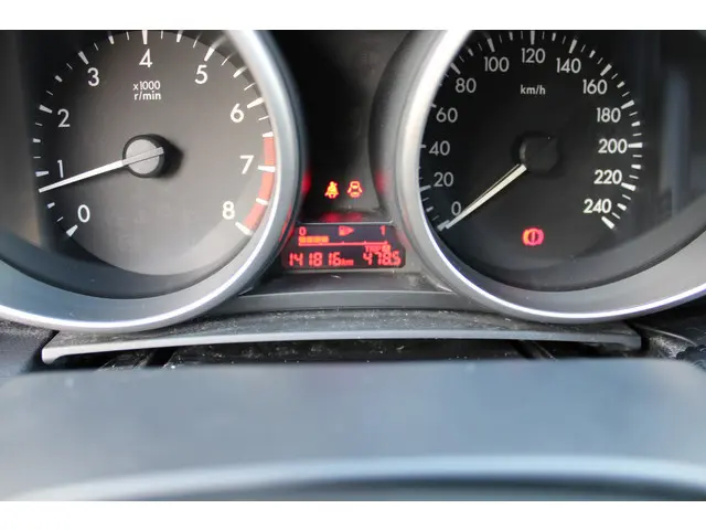 Mazda 5 2.0 TS+ 2012 Benzine 11