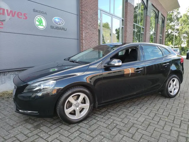 Volvo V40 1.6 T2 Kinetic 2015 Benzine 5