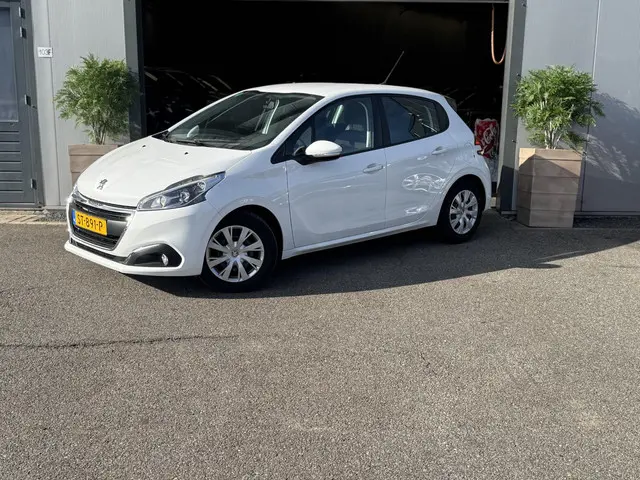 Peugeot 208 1.2 PureTech Blue Lion 2018 Benzine 2