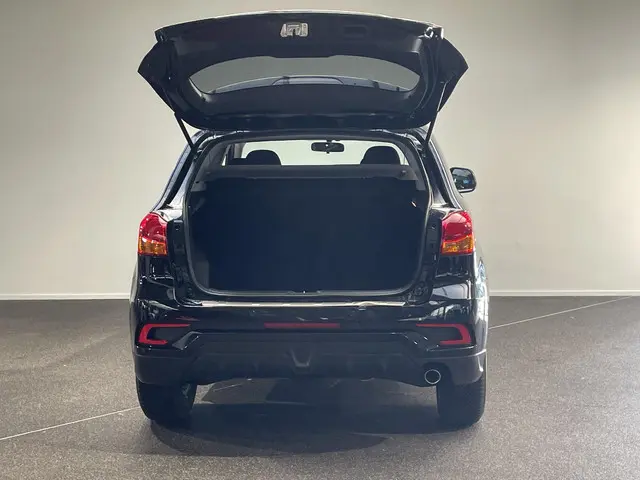 Mitsubishi ASX 1.6 Cleartec Intense 2019 Benzine 29