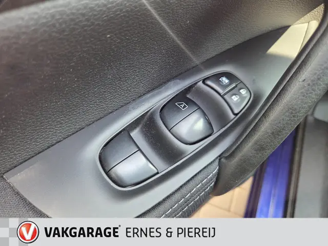 Nissan QASHQAI 1.2 Tekna 2014 Benzine 28