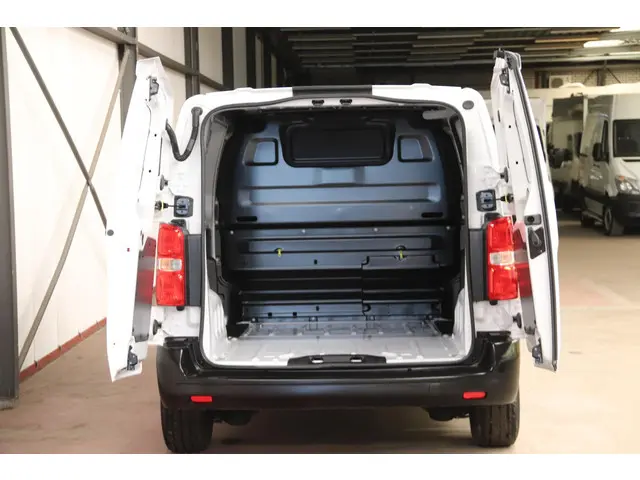 Fiat Scudo 1.5 MULTIJET 120PK NAVIGATIE 2022 Diesel 4