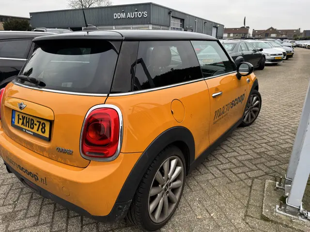 MINI Cooper Mini 1.5 Chili Business 2014 Benzine 8