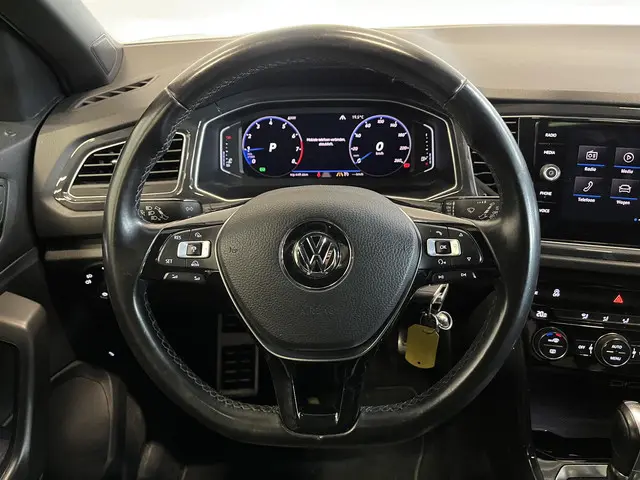 Volkswagen T-Roc 1.5 TSI 150pk DSG R-line 2018 Benzine 9