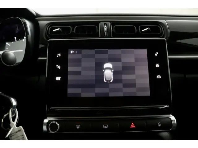 Citroën C3 1.2 PureTech Feel 105g wit 2017 Benzine 21