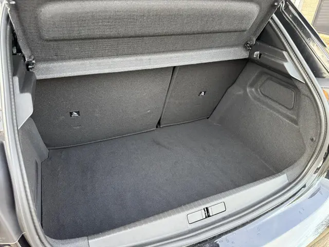 Peugeot 208 1.2 PureTech GT Pack 2023 Benzine 30