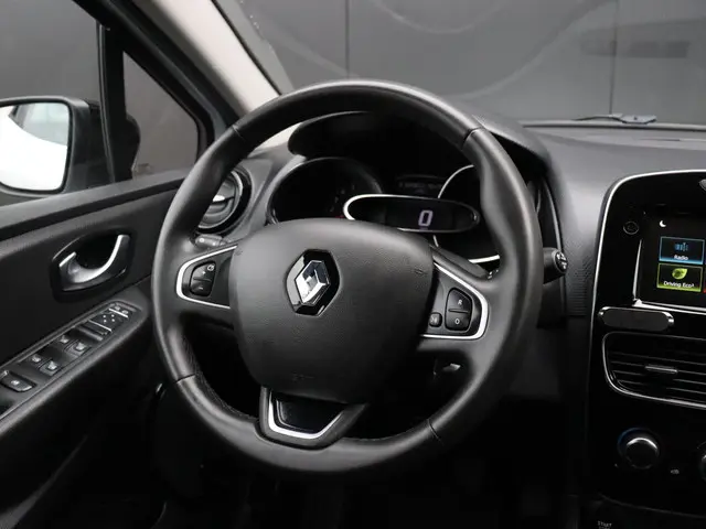 Renault Clio 0.9 TCe Limited 2019 Benzine 17