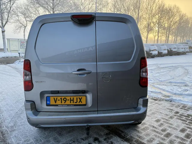 Opel Combo 1.5 BlueHDi 130 Pk Automaat 2024 Diesel 28