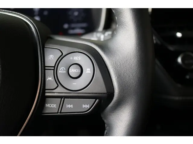 Toyota Corolla Hybrid 140 Dynamic, 2025 Hybride Benzine 24