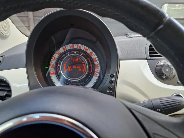 Fiat 500 0.9 TwinAir Turbo Lounge 2015 Benzine 11