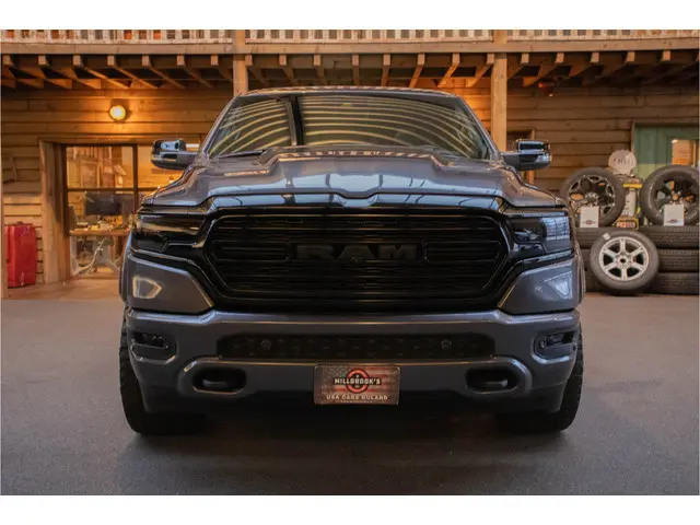 Dodge Ram 1500 5.7 V8 Limited 2024 LPG/Gas