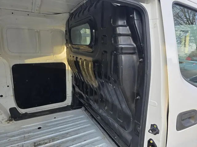 Nissan NV200 1.6 2013 Benzine 8