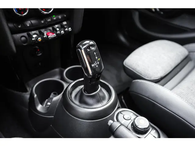 MINI Cooper Mini 1.5 2022 Benzine 24