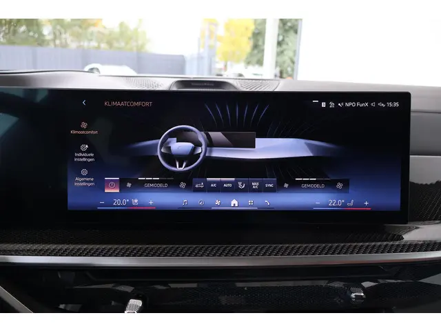 BMW X7 xDrive40i 2023 Benzine 25