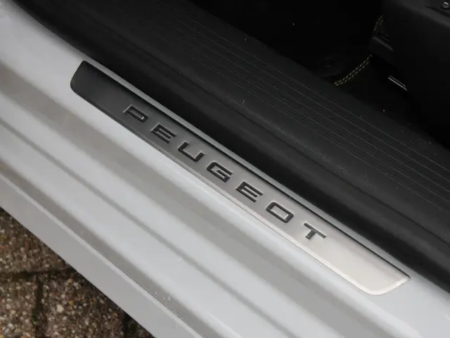 Peugeot 308 SW HYBRID 145 GT 2025 Hybride Benzine 35