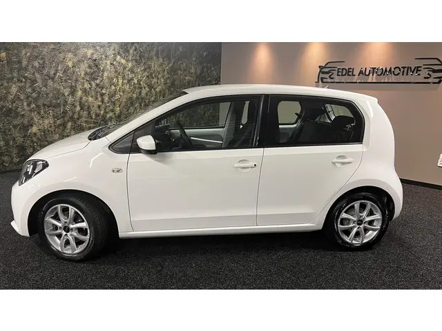SEAT Mii 1.0 Style Intense 2019 Benzine 6