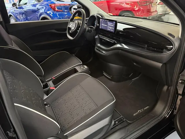 Fiat 500e Urban 42 kWh 2023 Elektrisch 19