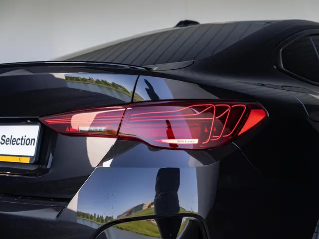 BMW i4 eDrive35 2025 Elektrisch 17