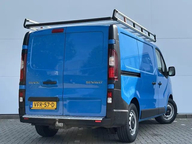 Renault Trafic 2