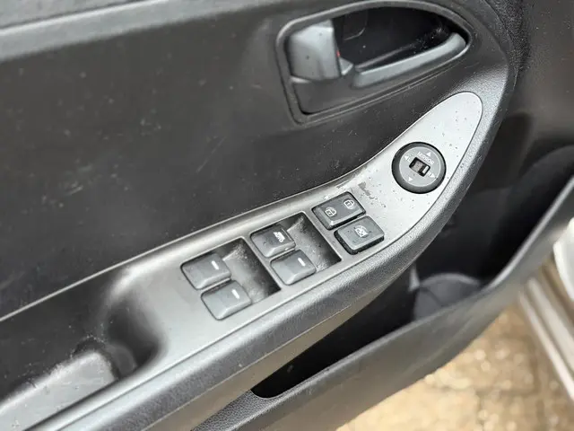 Kia Picanto 1.0 CVVT | Pano | APK 2013 Benzine 10