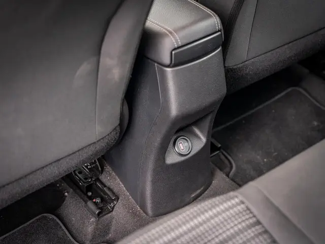 Kia Stonic 1.0 T-GDi MHEV DynamicLine 2022 Benzine 28