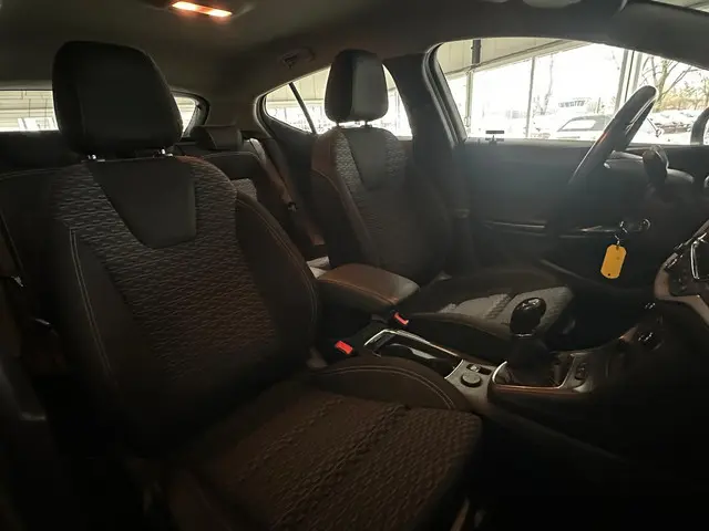 Opel Astra 1.0 Online Edition 2017 Benzine 17