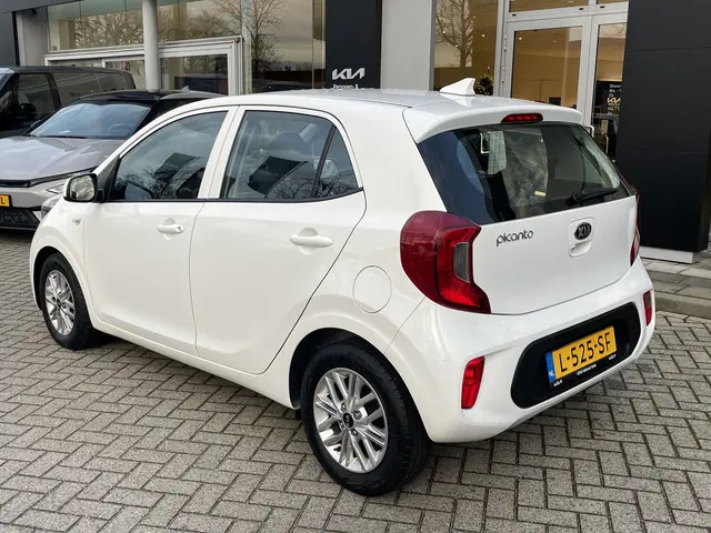 Kia Picanto 1.0 DPi DynamicLine 2021 Benzine 8