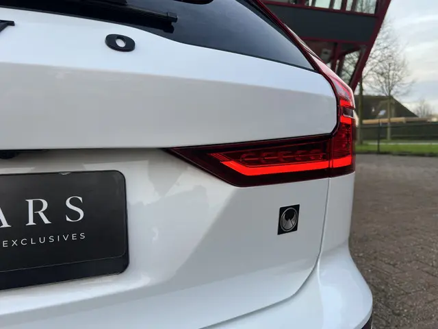 Volvo V60 2.0 B3 Plus Dark 2022 Hybride Benzine 9